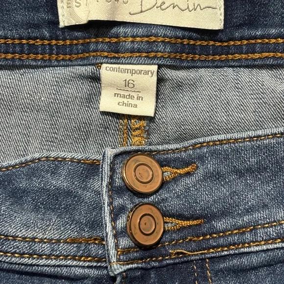 Cato Contemporary Classic Blue Women's Jeans Size 16 - Picture 3 of 8